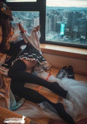 莫妮卡贝鲁奇亮相_4K免费全集观看